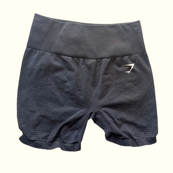 Gymshark vital seamless 2.0 shorts size medium - Picture 3 of 5